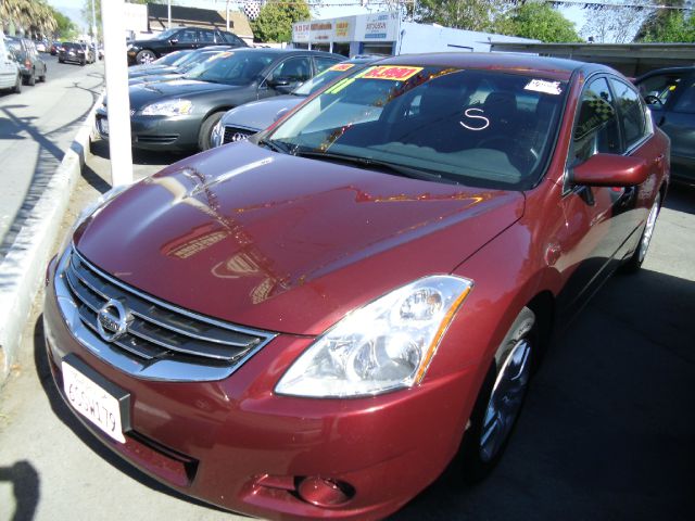 2011 NISSAN ALTIMA maroon 4 doorair conditioningamfm radioantilock brakesautomatic transmissi