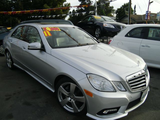 2011 MERCEDES-BENZ E-CLASS E350 SEDAN silver abs brakesair conditioningalloy wheelsamfm radio