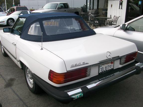 http://cimages3.carsforsale.com/354718/WDBBA45A8DB021301_5.jpg?dt=122220111631