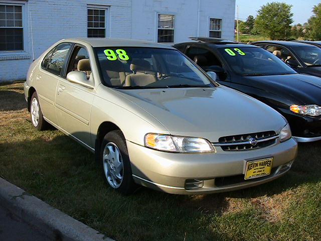 1998 Nissan Altima for sale
