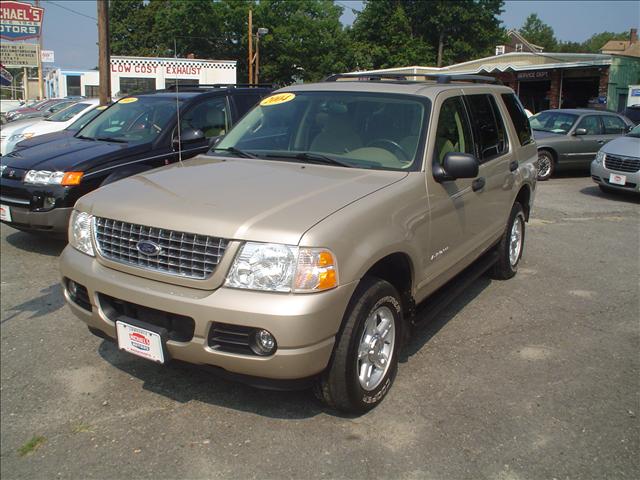2004 Ford Explorer