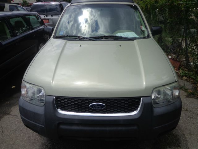 2004 Ford Escape