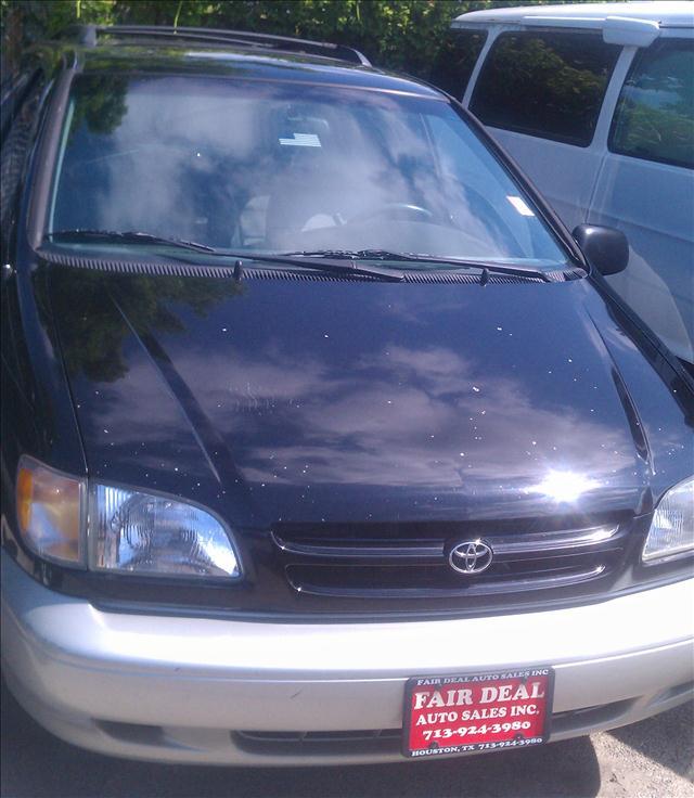 2000 Toyota Sienna