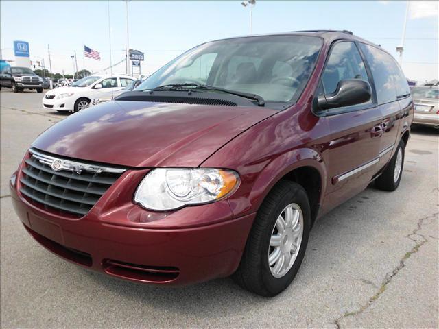 2007 Chrysler Town & Country for sale