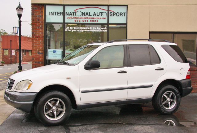 1998 Mercedes-Benz M-Class