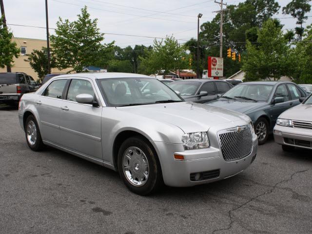2005 Chrysler 300 for sale