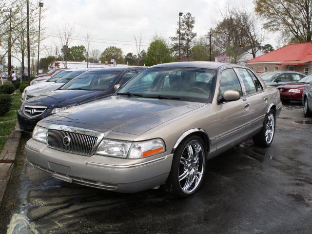 2004 Mercury Grand Marquis for sale