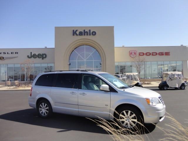 2009 Chrysler Town & Country for sale