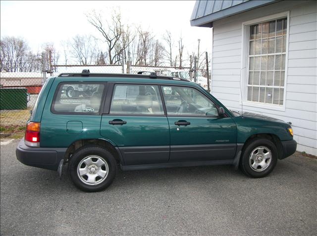 2000 Subaru Forester for sale