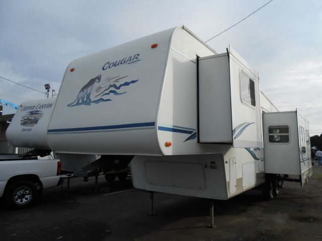 2003 KEYSTONE COUGAR