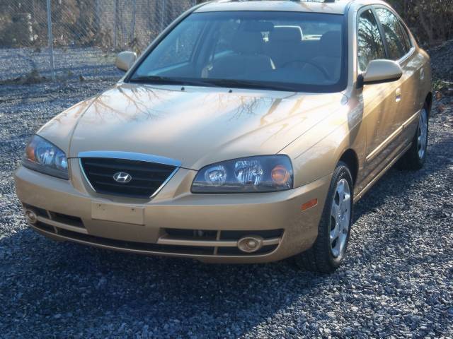 2004 Hyundai Elantra for sale