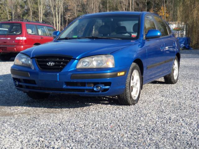 2004 Hyundai Elantra for sale