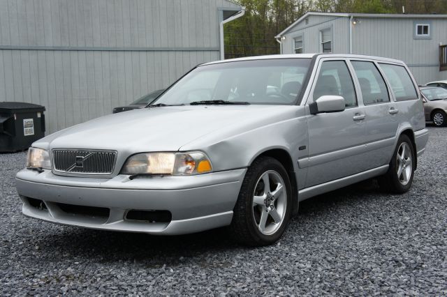 1998 Volvo V70 for sale