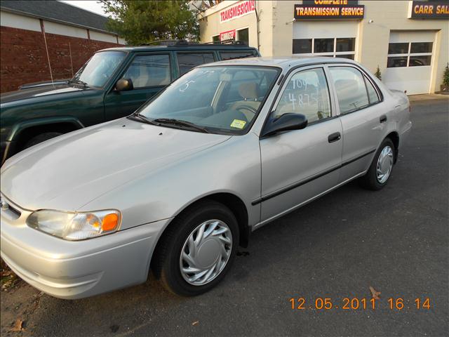 2000 Toyota Corolla