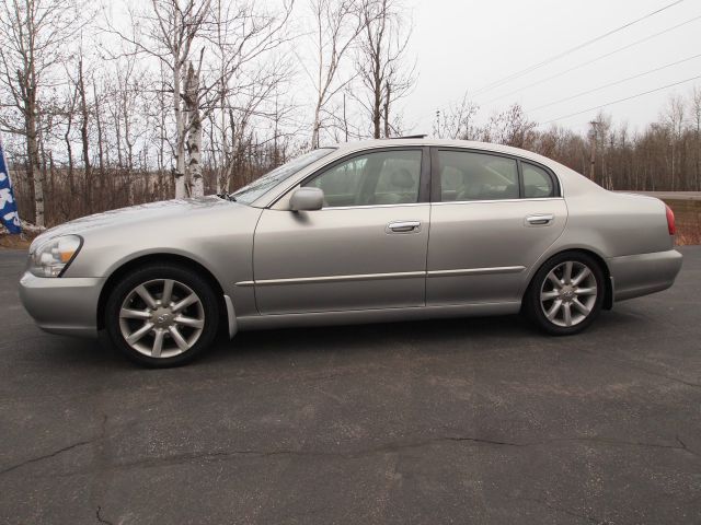 2002 Infiniti Q45