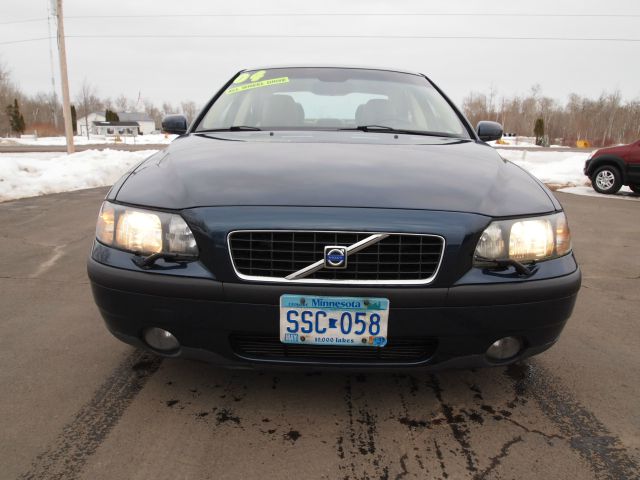 2004 Volvo S60