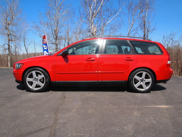2005 Volvo V50