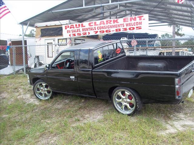 1988 Nissan Pickup for sale