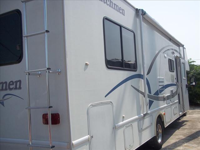 2003 Dutchman Commercial Vans for sale