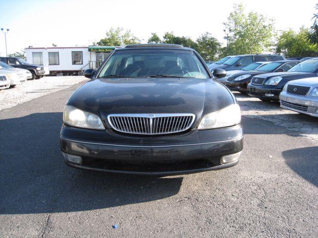 2000 Infiniti I30