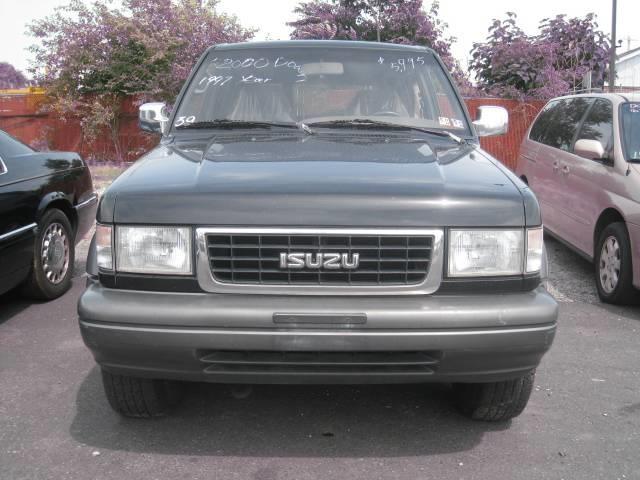 1997 Isuzu Trooper