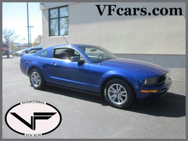 2005 Ford Mustang for sale