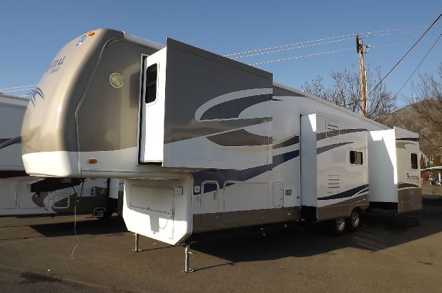 2007 Holiday Rambler Presidential 39'