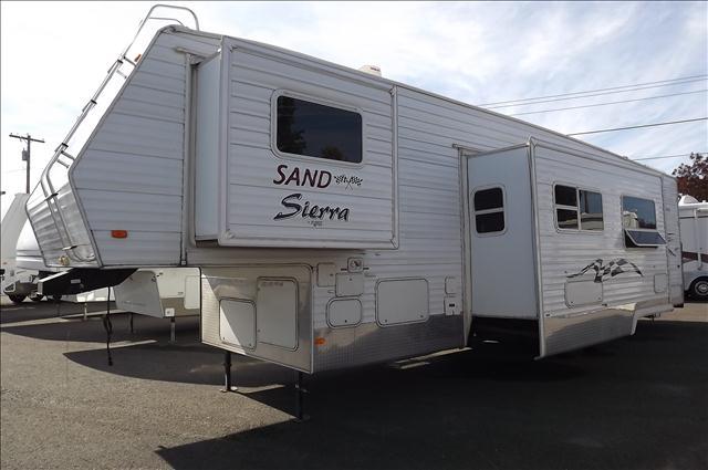 2007 FOREST RIVER TOY HLR SIERRA SPT38FT