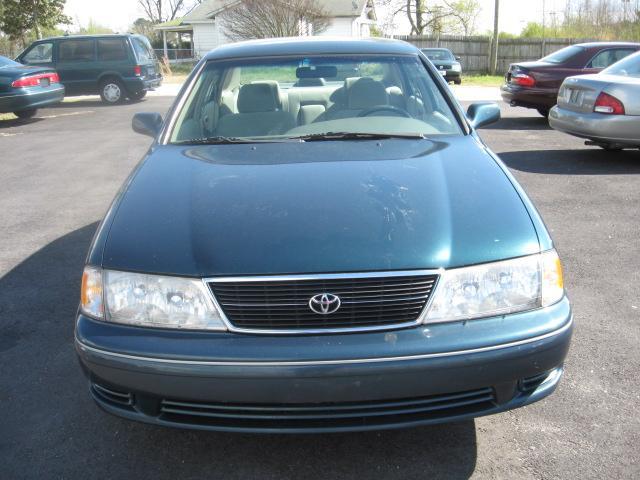 1999 Toyota Avalon for sale