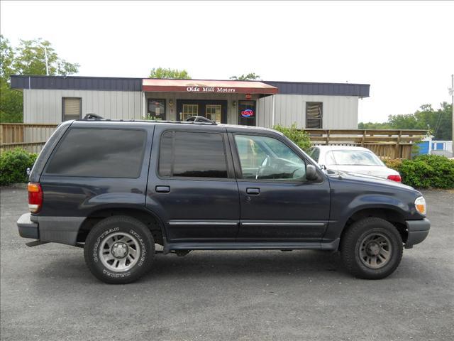 2000 Ford Explorer for sale