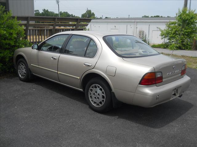 1995 Nissan Maxima for sale