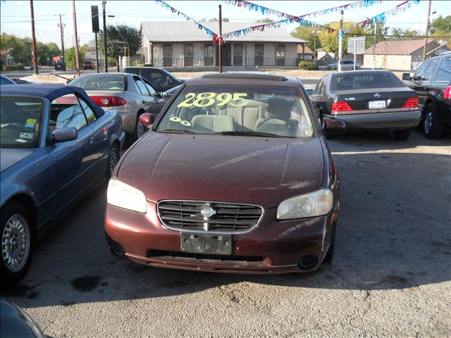 2000 Nissan Maxima for sale
