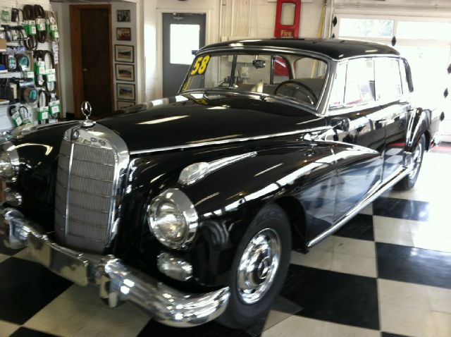 1958 Mercedes Benz 300d