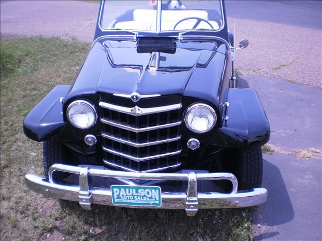 1951 Willys jeepster