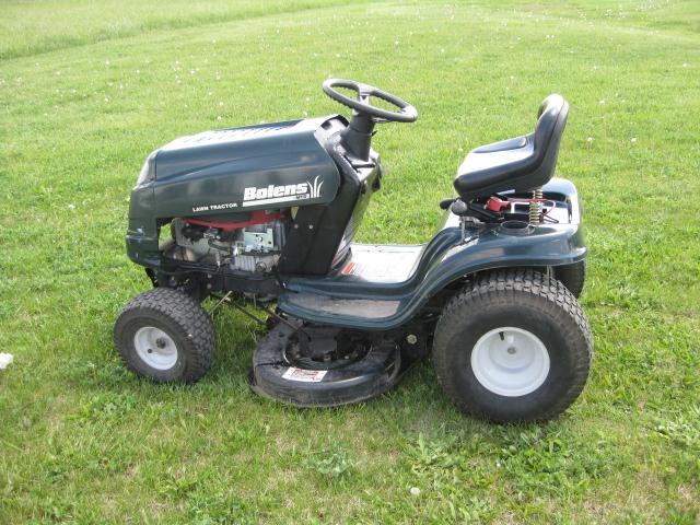 2009 MTD Bolens Lawn Tractor for sale
