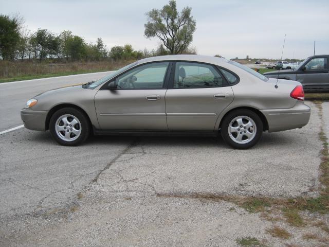 2005 Ford Taurus for sale