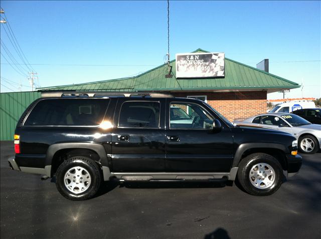 2004 Chevrolet Suburban