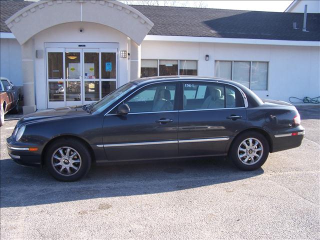 2005 Kia Amanti for sale