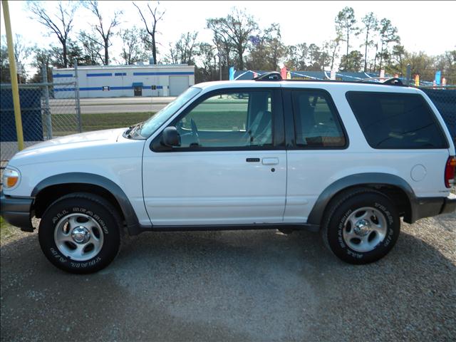 2000 Ford Explorer for sale