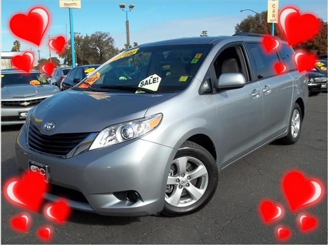 2011 Toyota Sienna for sale