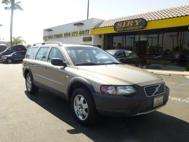 2001 Volvo V70 XC