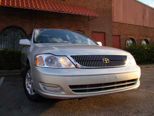 2000 Toyota Avalon for sale