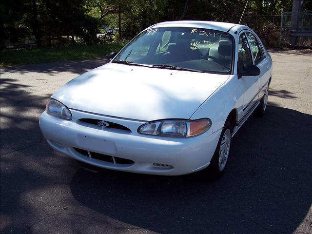 1999 Ford Escort for sale
