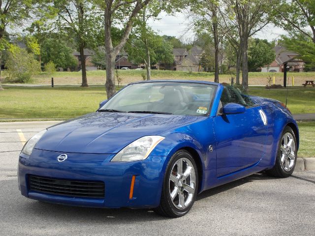 2004 NISSAN 350Z ENTHUSIAST ROADSTER blue  all internet prices are reduced for cash cashiers 