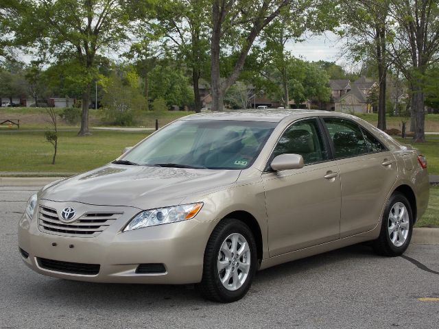 2007 TOYOTA CAMRY LE 5-SPD AT gold  all internet prices are reduced for cash cashiers check o