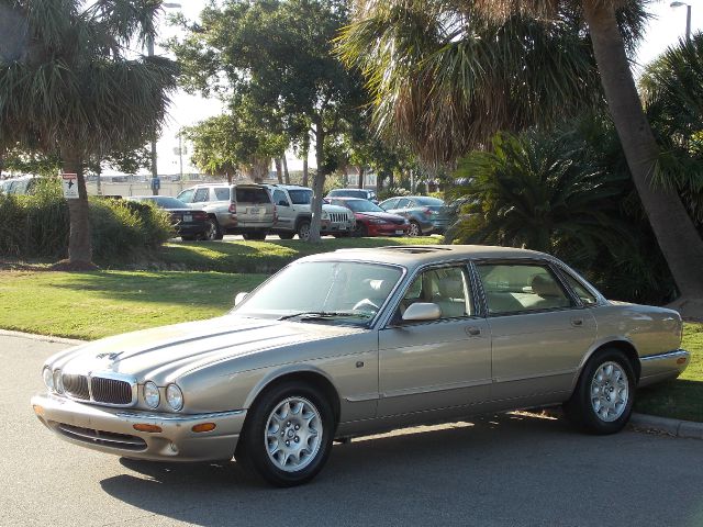 1998 JAGUAR XJ8 XJ8 L gold  all internet prices are reduced for cash cashiers check or same a