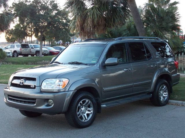 2007 TOYOTA SEQUOIA SR5 2WD gray  all internet prices are reduced for cash cashiers check or 