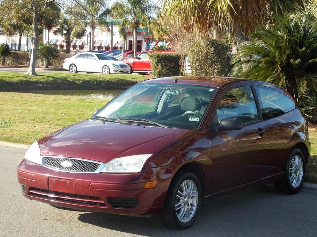 2007 FORD FOCUS ZX3 S red  all internet prices are reduced for cash cashiers check or same as