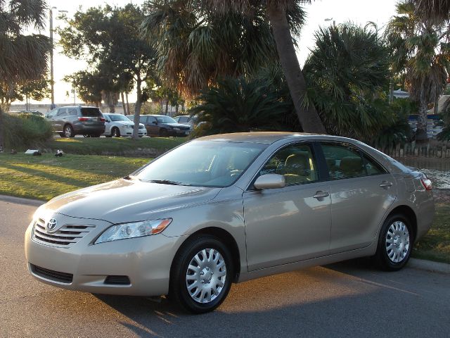 2009 TOYOTA CAMRY LE 5-SPD AT gold  all internet prices are reduced for cash cashiers check o