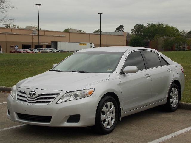 2011 TOYOTA CAMRY LE 6-SPD MT silver  all internet prices are reduced for cash cashiers check